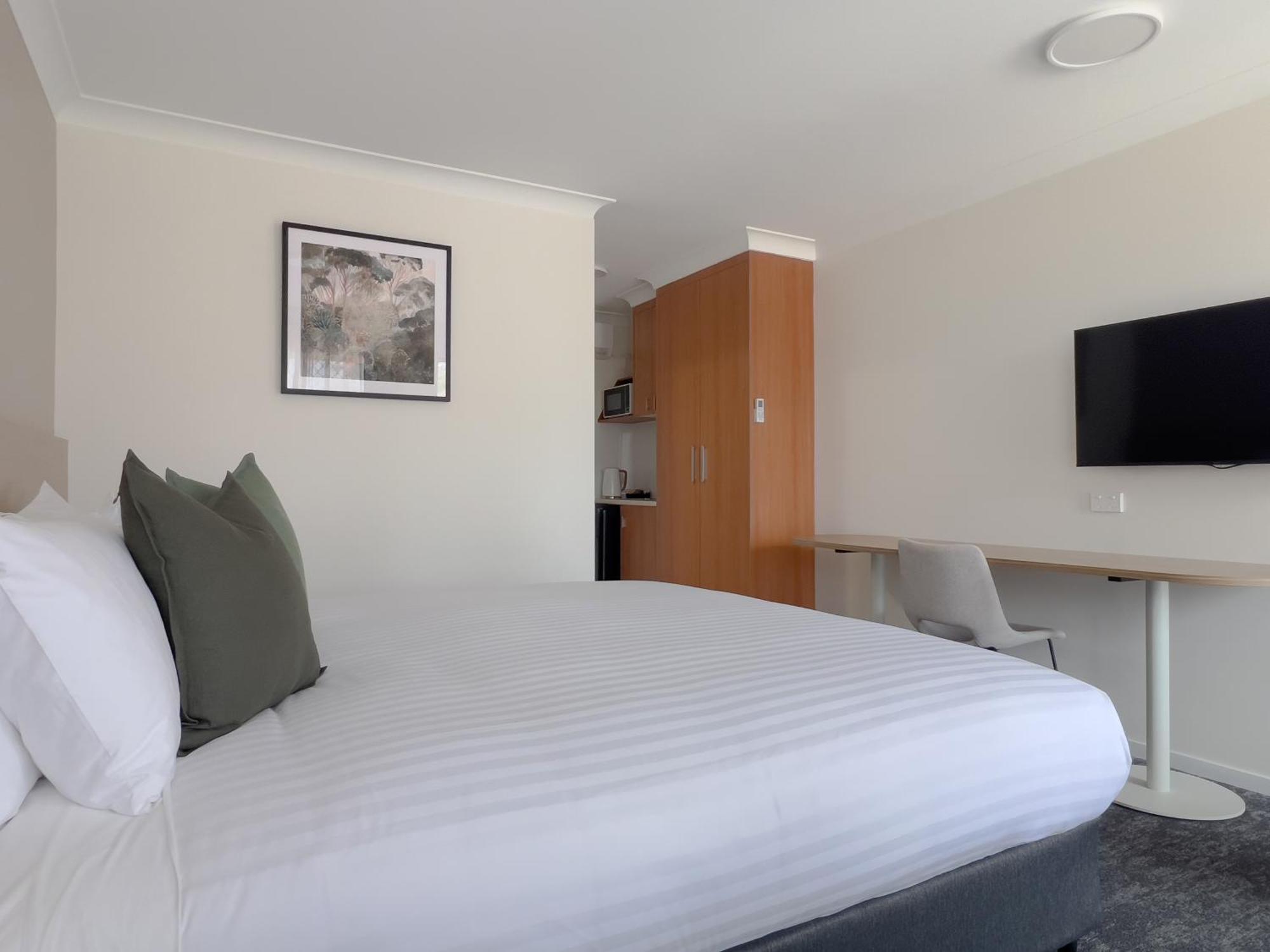 The Phoenix Artesian Spa Resort And Accommodation Морі Екстер'єр фото